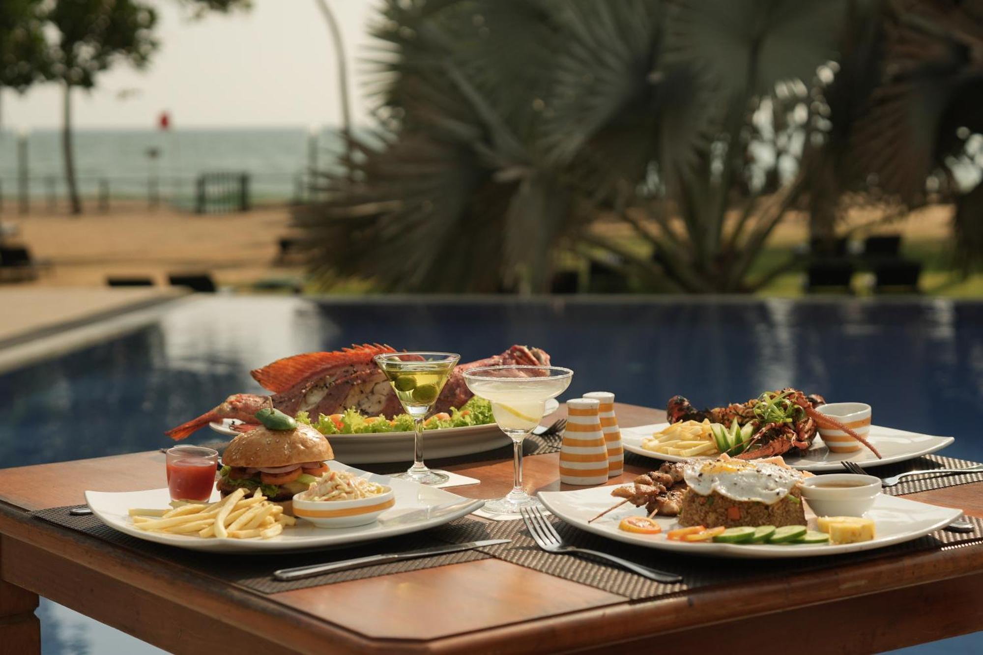 Hibiscus Beach Hotel & Villas Καλουτάρα Εξωτερικό φωτογραφία