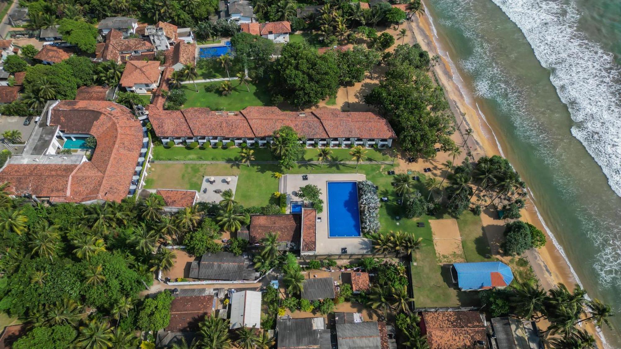 Hibiscus Beach Hotel & Villas Καλουτάρα Εξωτερικό φωτογραφία