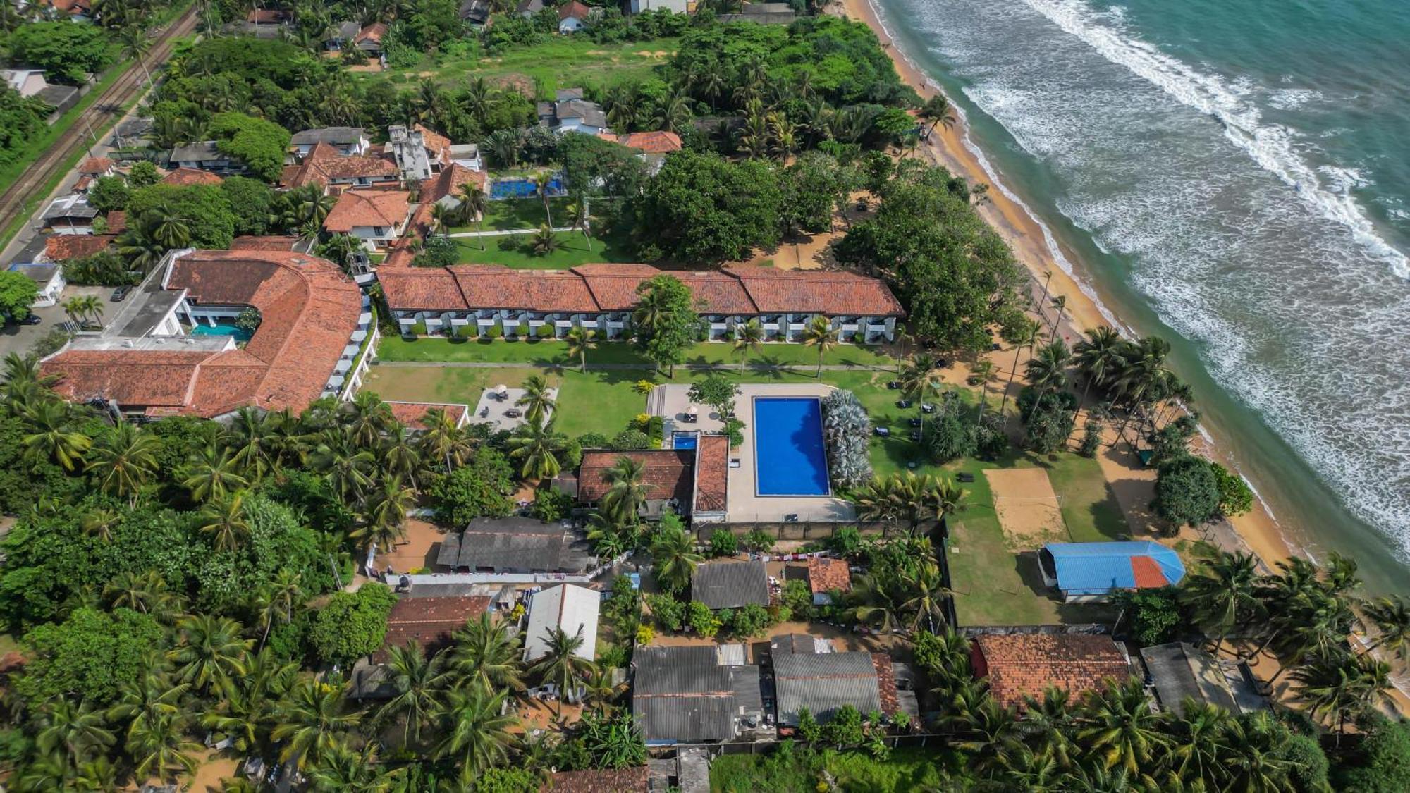 Hibiscus Beach Hotel & Villas Καλουτάρα Εξωτερικό φωτογραφία