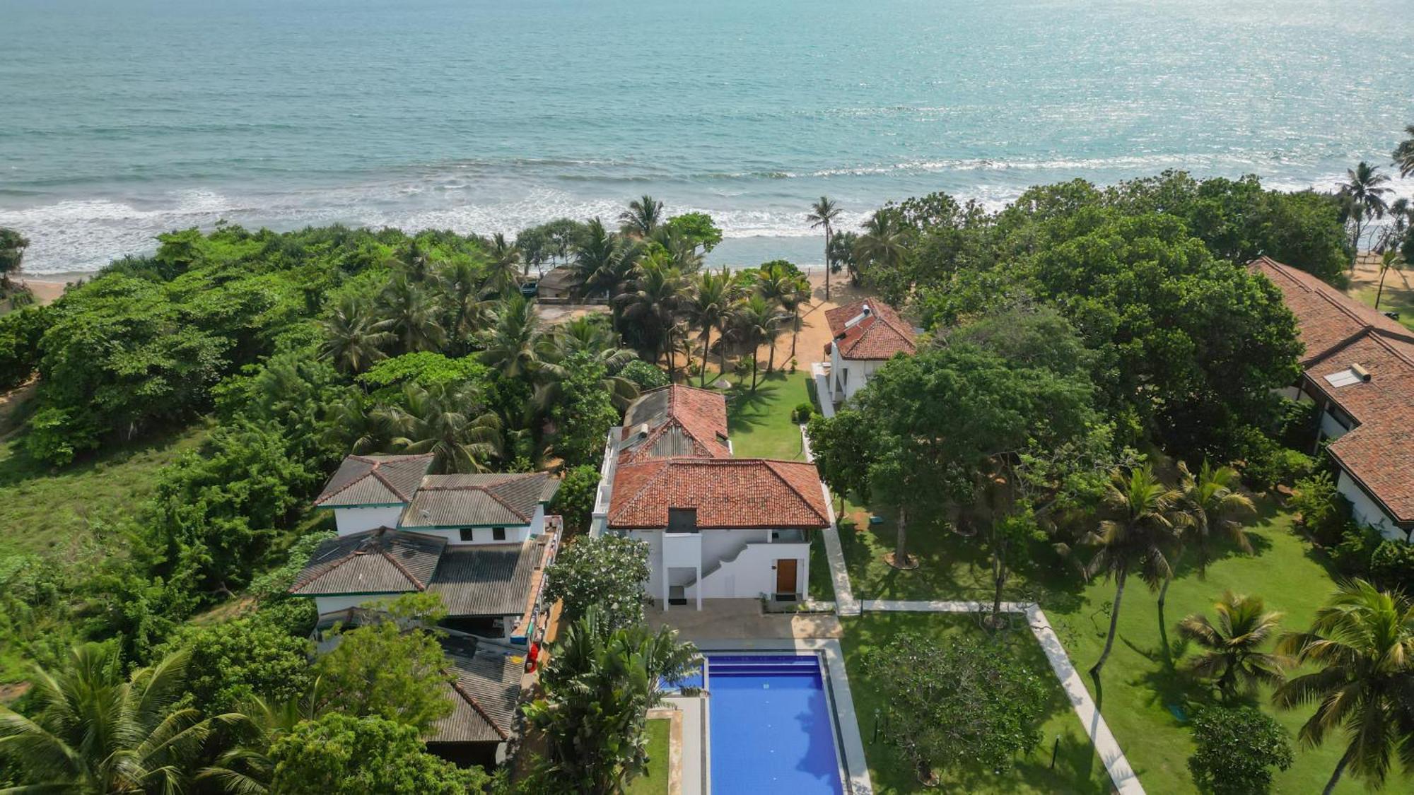 Hibiscus Beach Hotel & Villas Καλουτάρα Εξωτερικό φωτογραφία